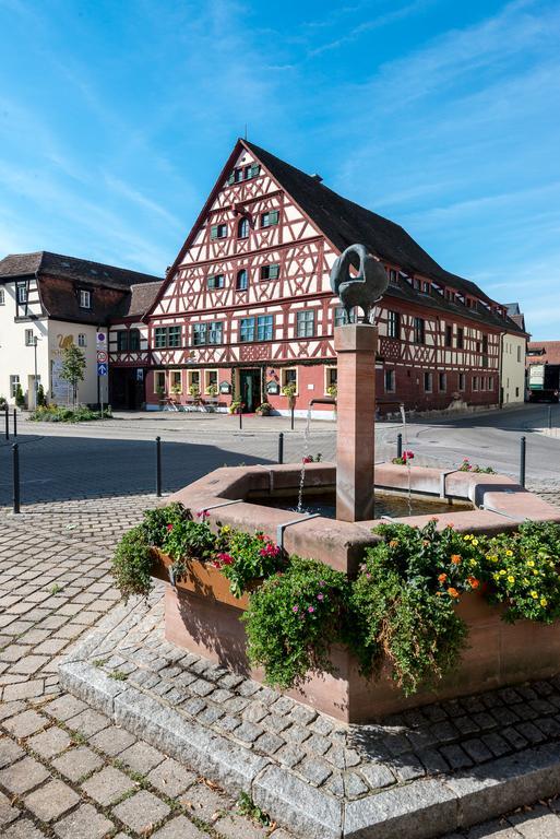 Der Schwan Hotel & Restaurant Schwanstetten Buitenkant foto